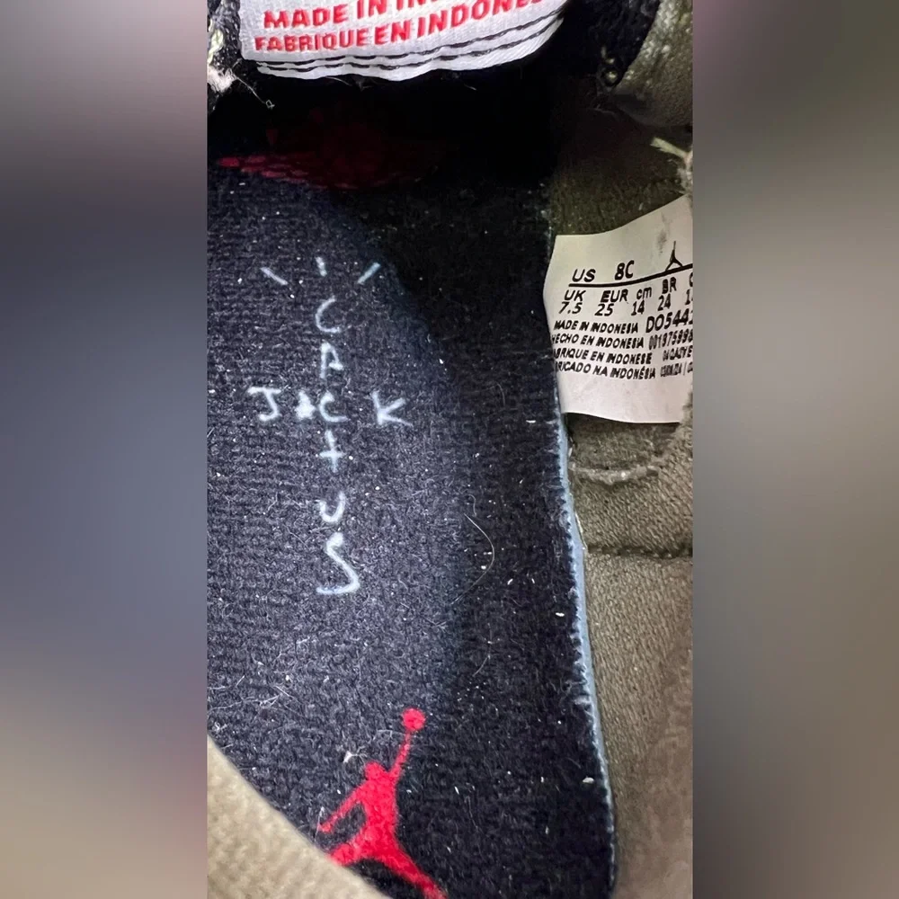 Air Jordan x Travis Scott,‎ Cactus Jack - Olive and Cream Youth Sneakers-8C